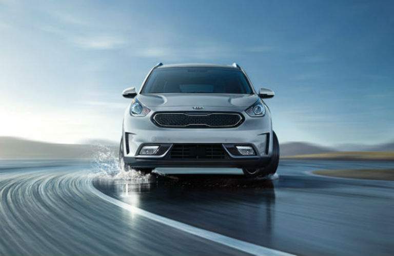 2017 Kia Niro exterior front view driving