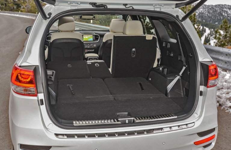 2018 Sorento Cargo space