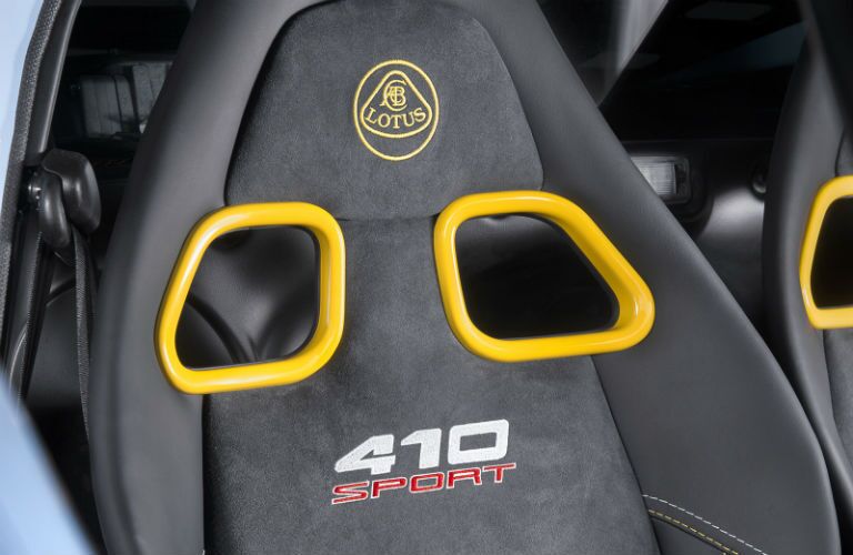 2018 Lotus Exige Sport 410 Vs 2018 Alfa Romeo 4c