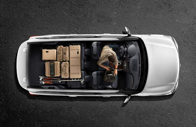 2018 Nissan Armada from above