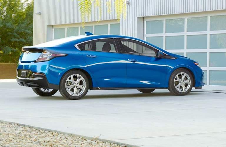 2017 blue chevy volt