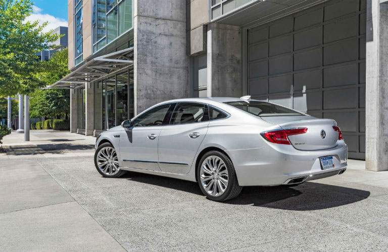 2018 Buick LaCrosse rear right exterior corner view