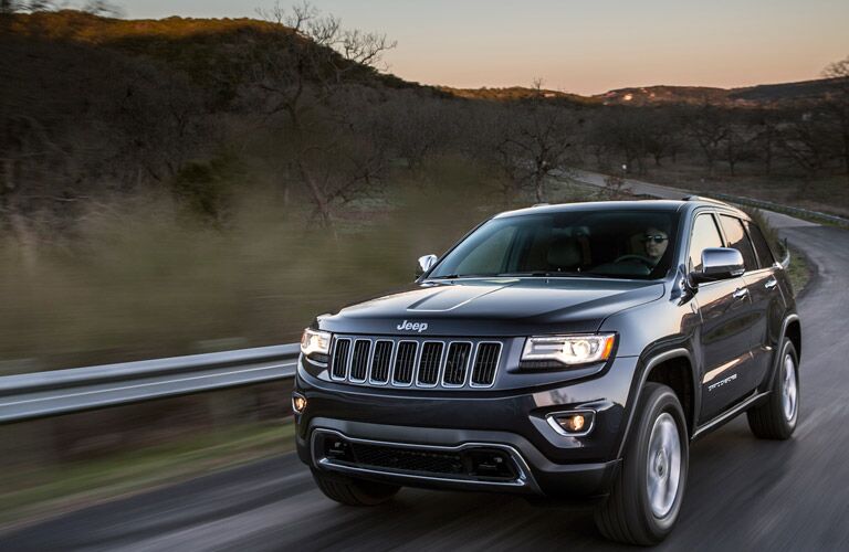 Front End View of Jeep Grand Cherokee