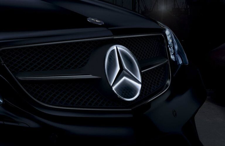 2017 E-Class glowing Mercedes-Benz badge