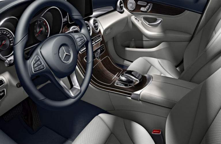 2018 Mercedes-Benz C 300 interior front view