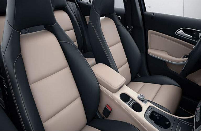 2018 Mercedes-Benz GLA interior seat view