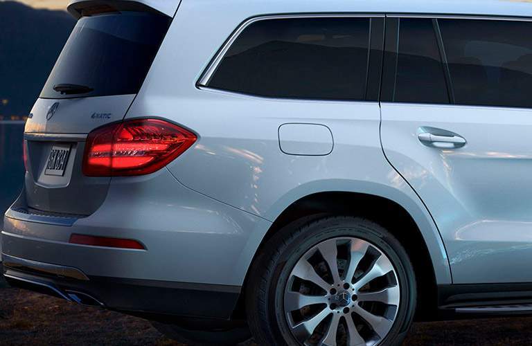 2018 Mercedes-Benz GLS 450 exterior rear side view