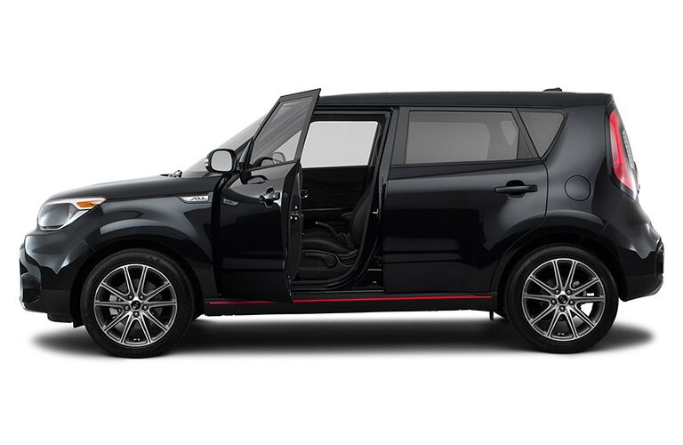 black 2018 Kia Soul in profile