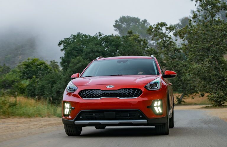 A head-on photo of the 2020 Kia Niro.