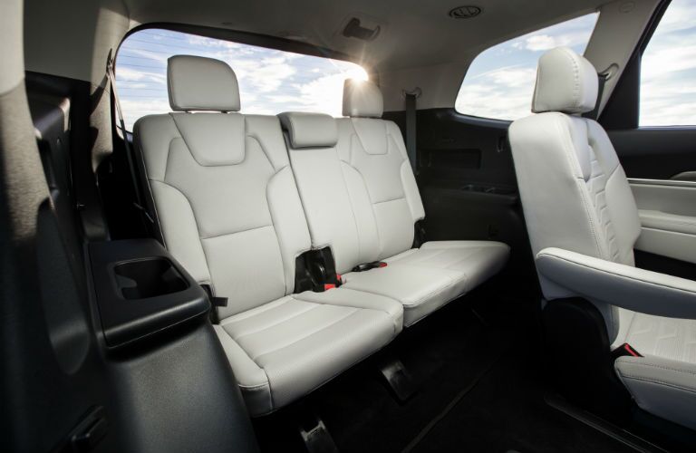 An interior photo of the 2020 Telluride and one of its seating configurations.