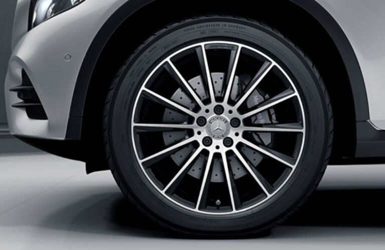 2017 GLC300 4MATIC 19-inch wheels