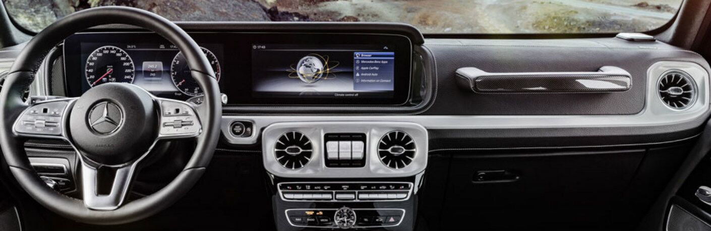 Steering wheel and infotainment system in 2019 Mercedes-Benz G-Class