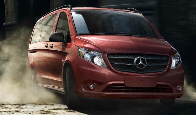 Mercedes-Benz Metris Passenger Van front and side profile