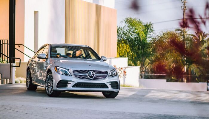 Finance a 2019 Mercedes-Benz C-Class from Loeber Motors near Park Ridge, IL