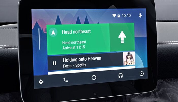 Touchscreen display inside the 2019 Mercedes-Benz CLA