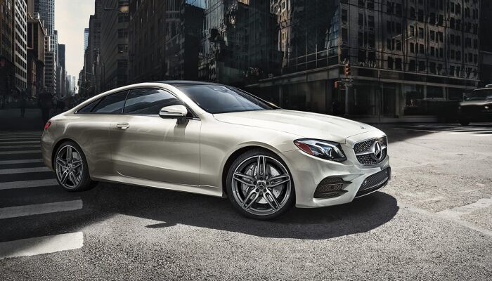 Finance a Mercedes-Benz vehicle from Loeber Motors