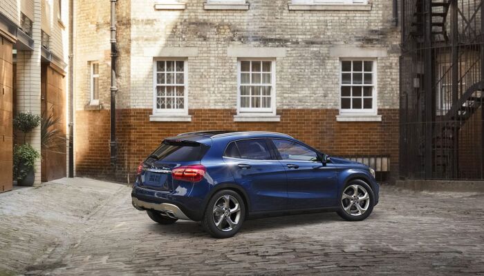 Finance a new 2019 Mercedes-Benz GLA SUV from Loeber Motors