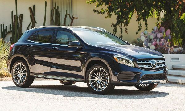 Finance a new Mercedes-Benz vehicle from Loeber Motors near Morton Grove, IL