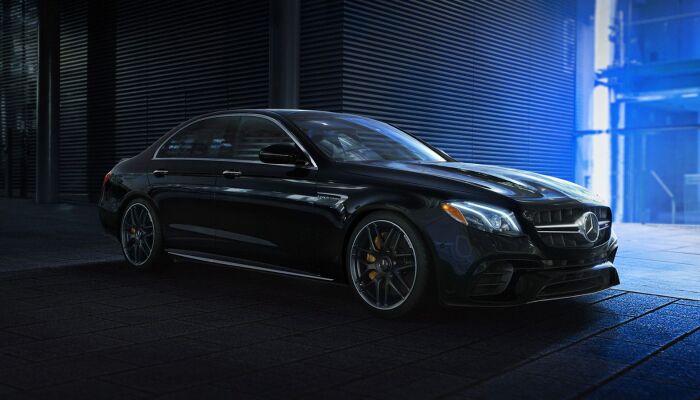 Loeber Motors is a new and used Mercedes-Benz dealership in Lincolnwood, IL