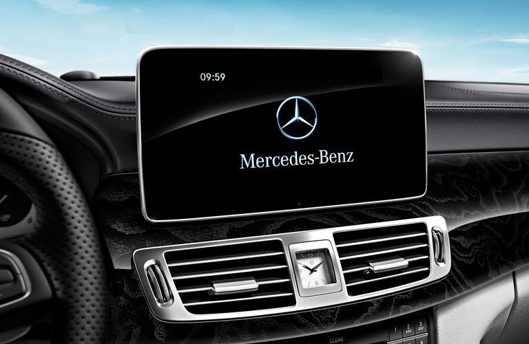 2017 Mercedes-Benz CLS infotainment system