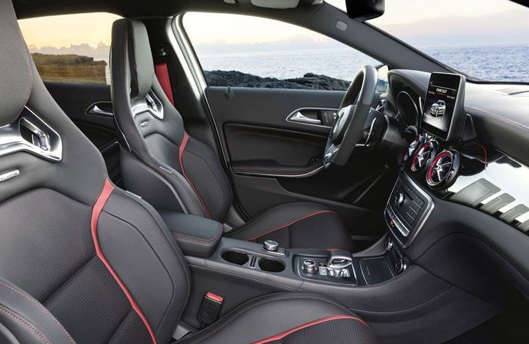 2018 Mercedes Benz Gla Vs 2018 Lincoln Mkc