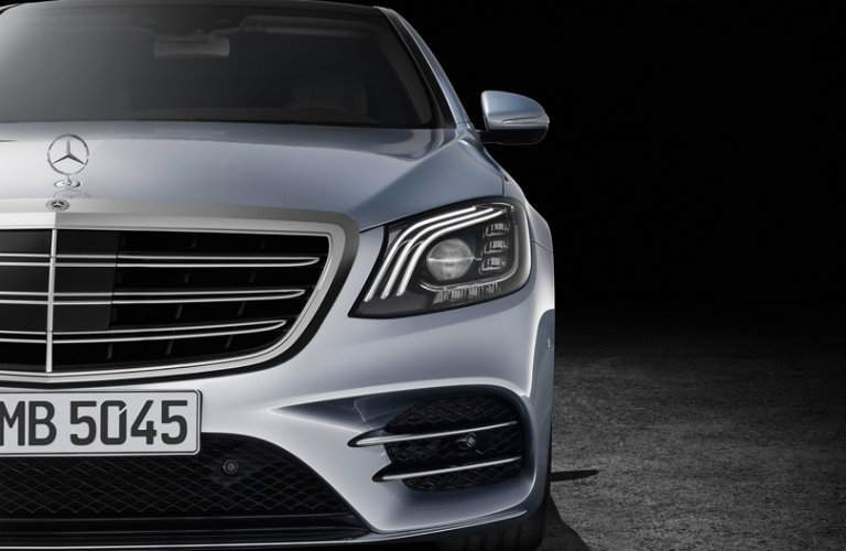 2018 Mercedes-Benz S-Class front grille design