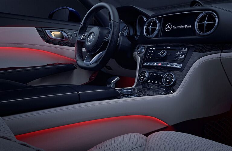 2019 Mercedes-Benz SL interior view