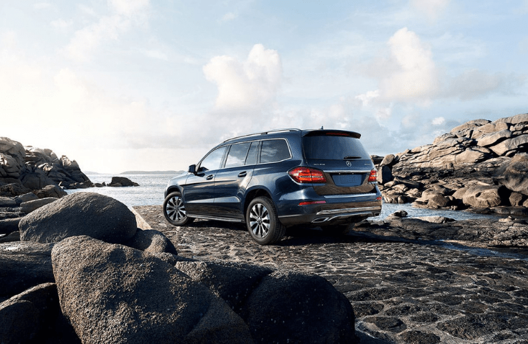 2019 Mercedes-benz GLS parked outside by water