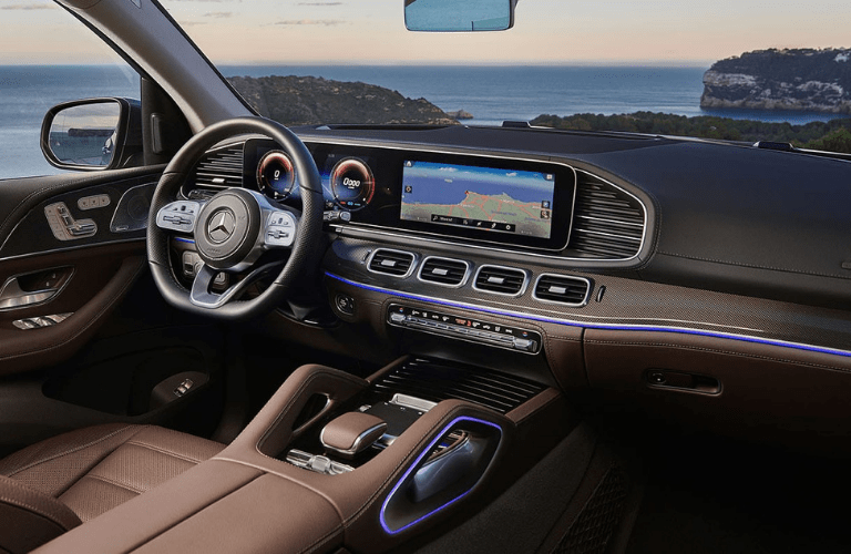 2020 Mercedes-Benz GLS front interior view