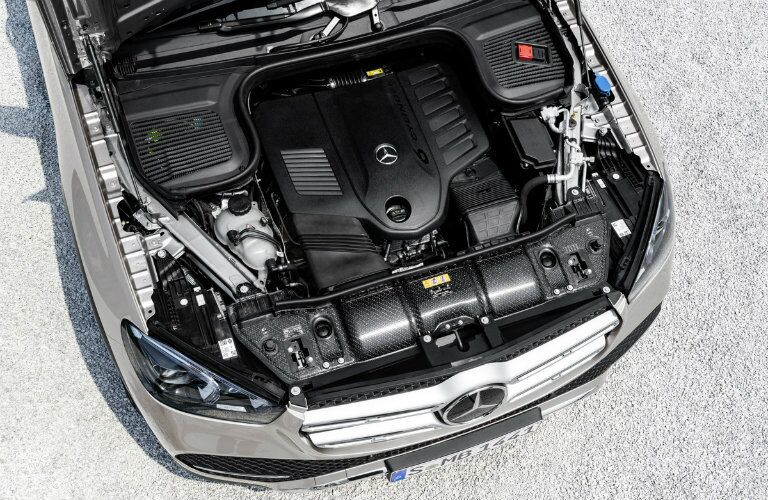 2020 Mercedes-Benz GLE SUV European engine view