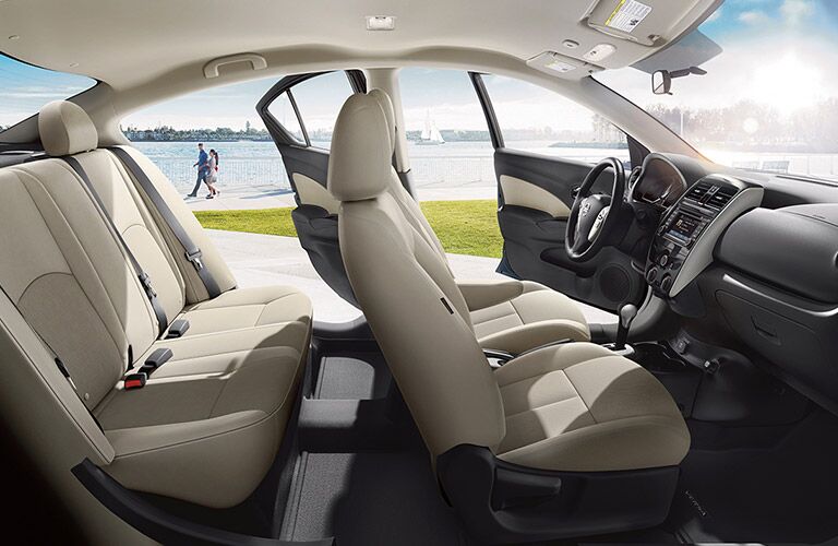 2017 Nissan Versa interior features