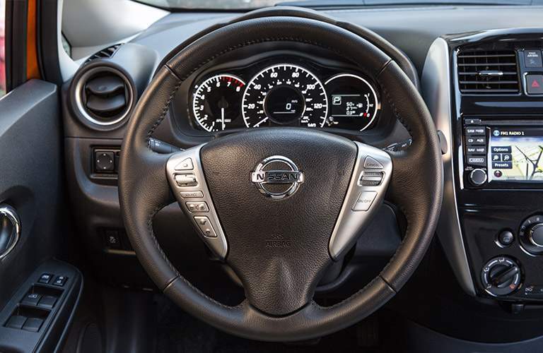 2018 Nissan Versa Note steering wheel and gauges