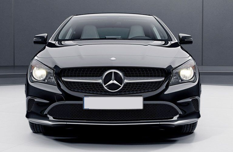 2017 Mercedes-Benz CLA Grille and Star