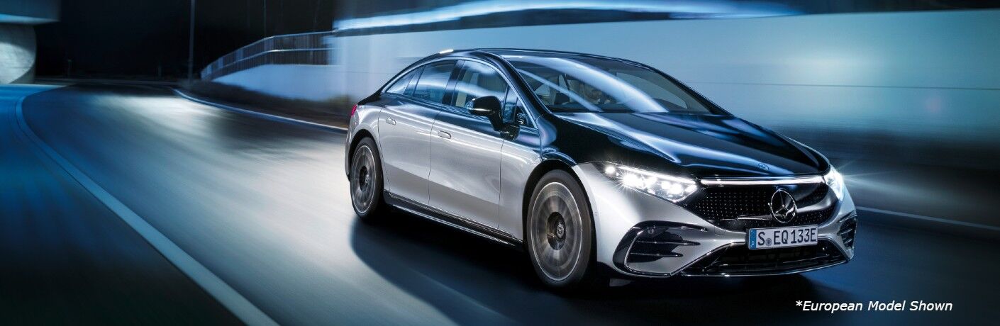 An artist's concept drawing of the 2022 Mercedes-Benz EQS.
