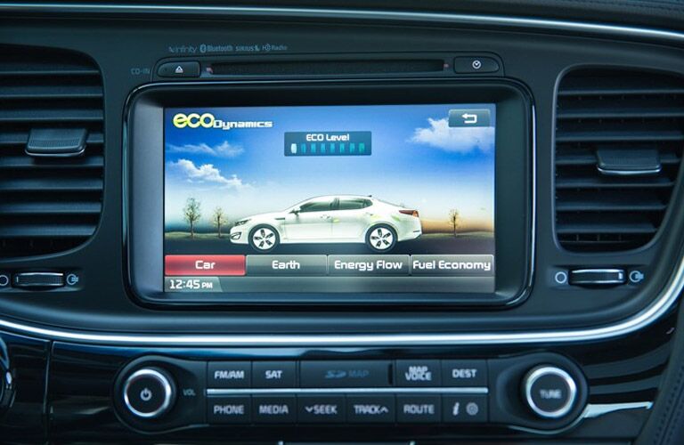2016 Optima Hybrid First-row LCD screen
