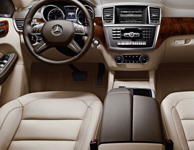 New Mercedes-Benz ML350 Interior