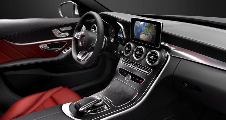New <ercedes-Benz C-Class interior
