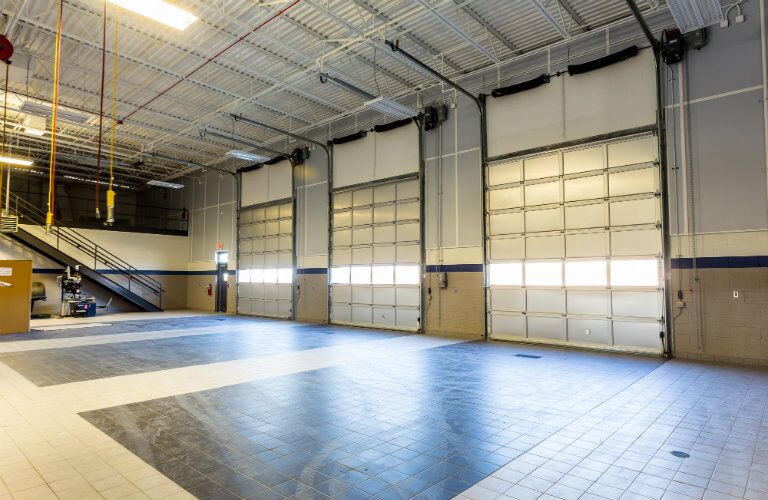 view of the interior of the Mercedes-Benz of Kansas City commercial service center
