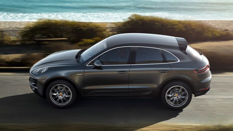 2015 Porsche Macan vs Porsche Cayenne