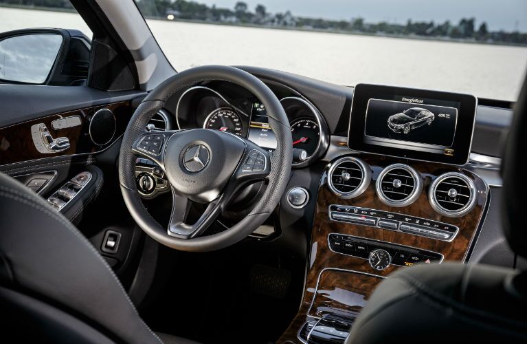 2016 Mercedes-Benz C350 Plug-In Hybrid Cabin