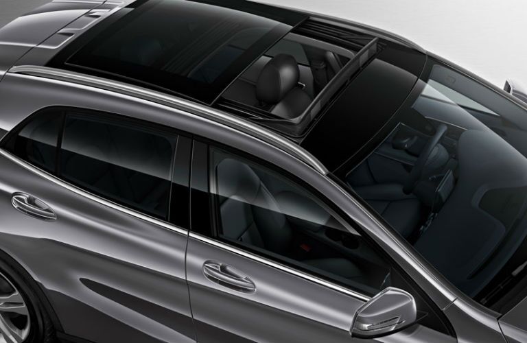 2016 Mercedes-Benz GLA45 AMG Panoramic Sunroof