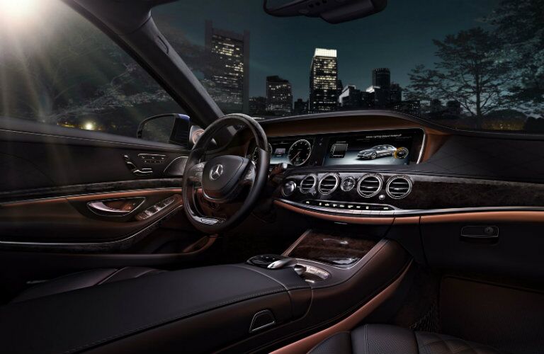 2016 Mercedes-Benz S-Class premium interior features
