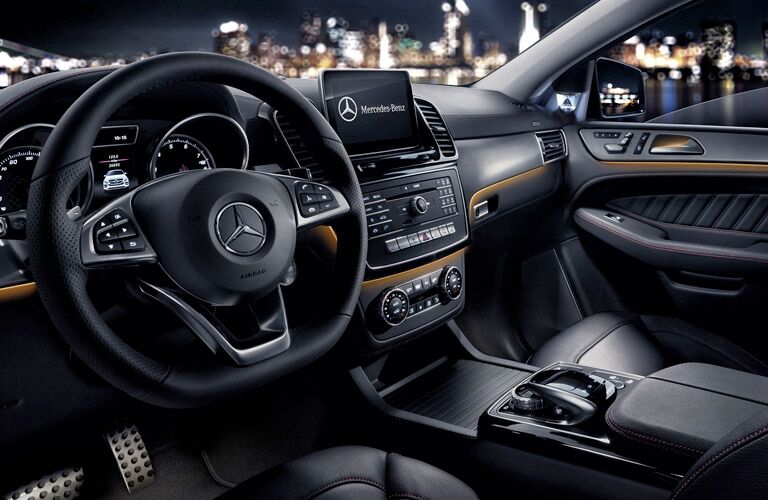 2017 Mercedes-AMG GLE63 S premium interior technology