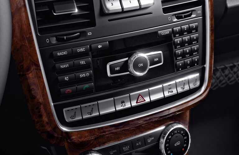 2017 Mercedes-Benz G550 button controls