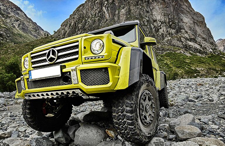 2017 Mercedes-Benz G550 4x4^2 Grille Designe