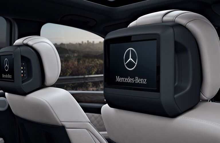 2017 Mercedes-Benz GLS rear entertainment system