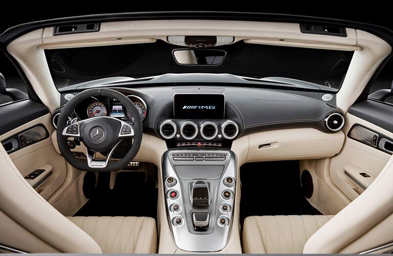 2018 Mercedes-AMG GT C Advanced Interior Technologies