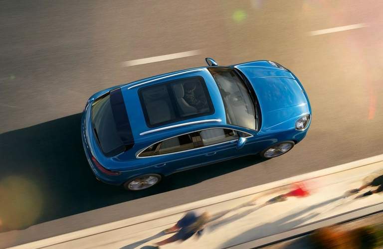 2018 Porsche Macan overhead view
