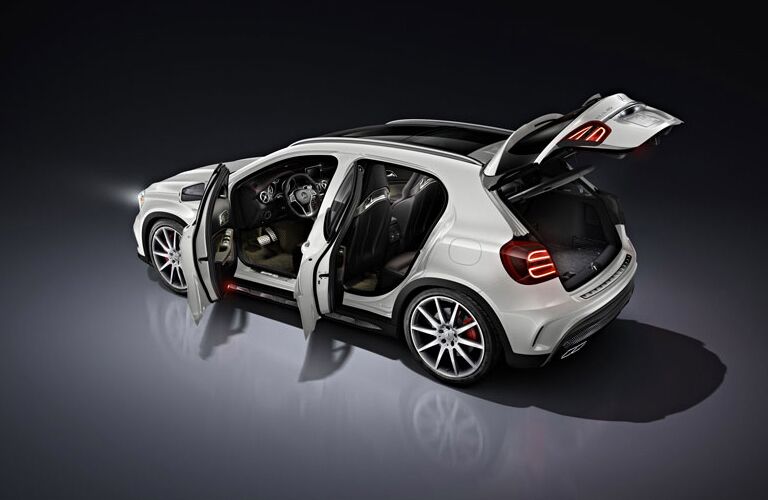 2017 Mercedes-Benz GLA exterior open doors and hatch