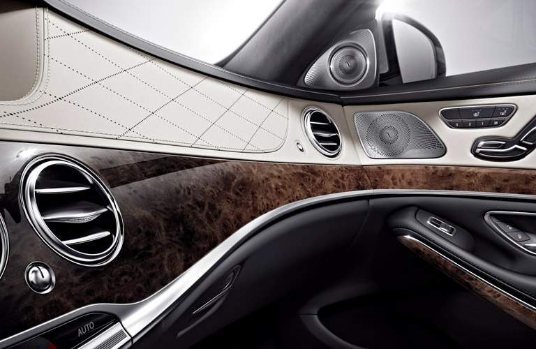 2017 Mercedes-Benz S-Class wood grain interior